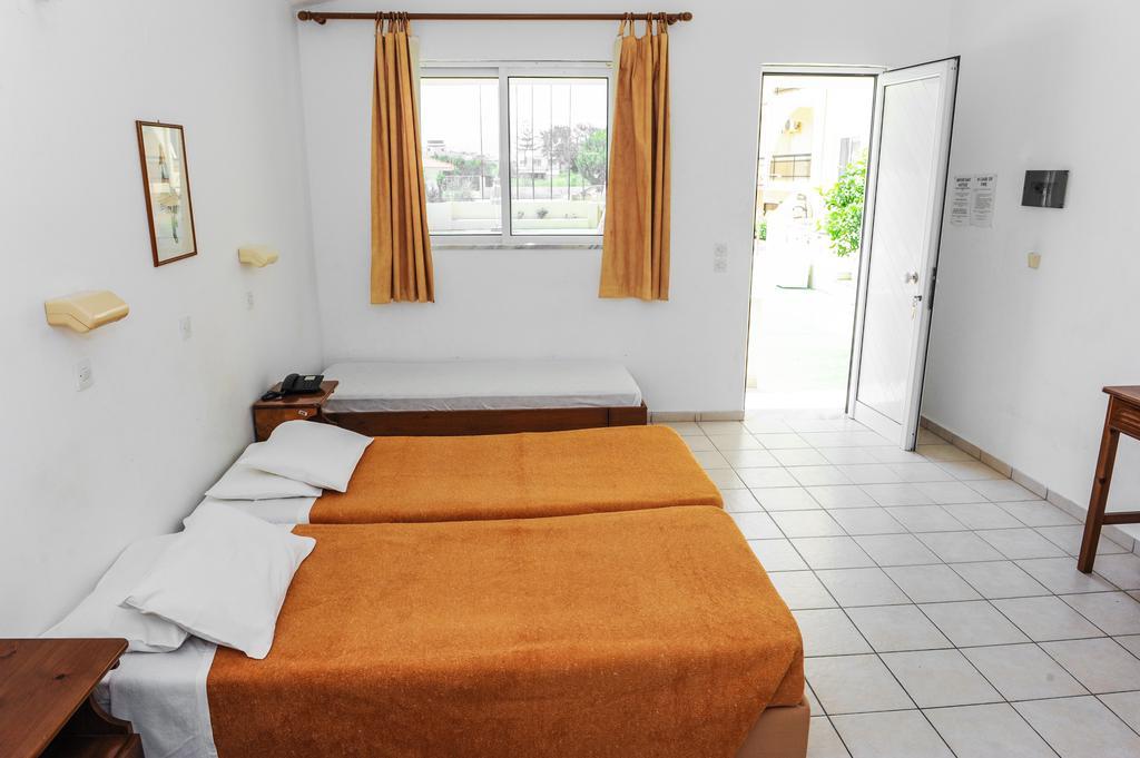 Hotel Margaret Kremasti  Ruang foto