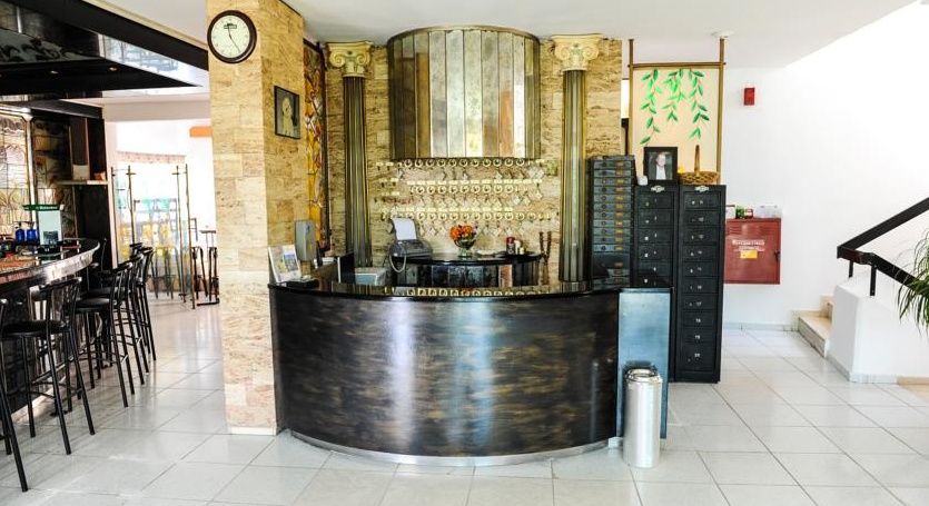 Hotel Margaret Kremasti  Bagian luar foto