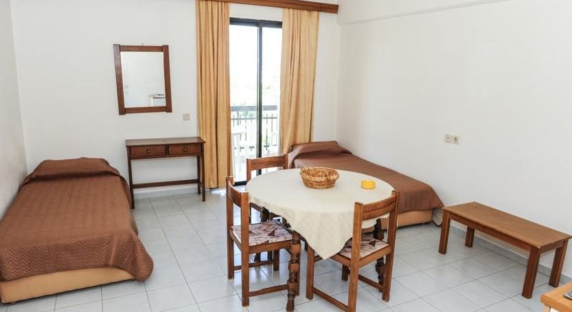 Hotel Margaret Kremasti  Bagian luar foto