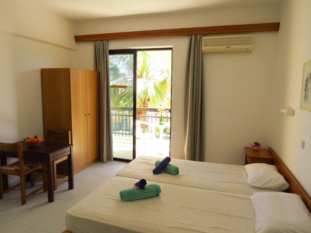 Hotel Margaret Kremasti  Bagian luar foto