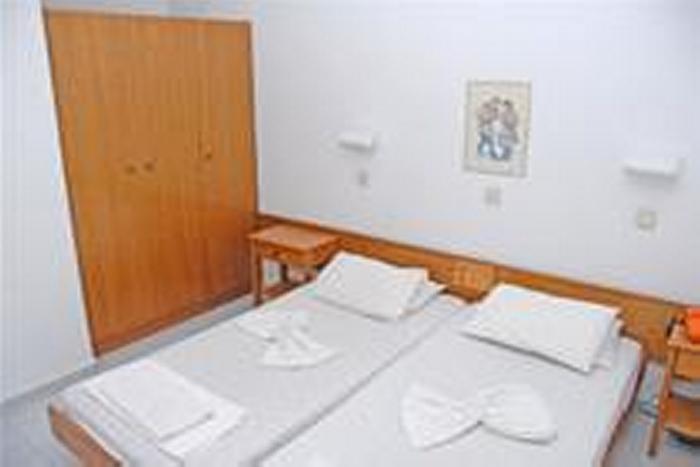 Hotel Margaret Kremasti  Bagian luar foto