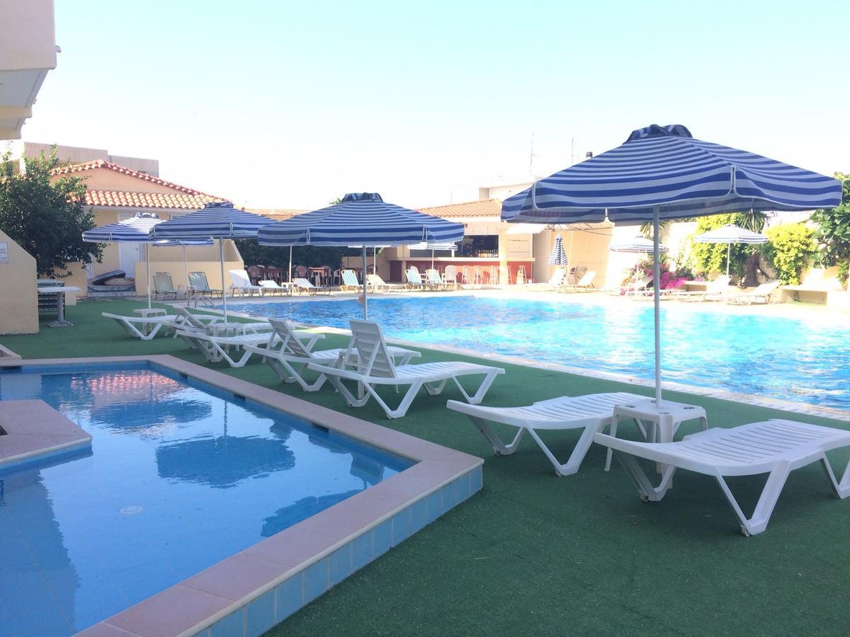 Hotel Margaret Kremasti  Bagian luar foto