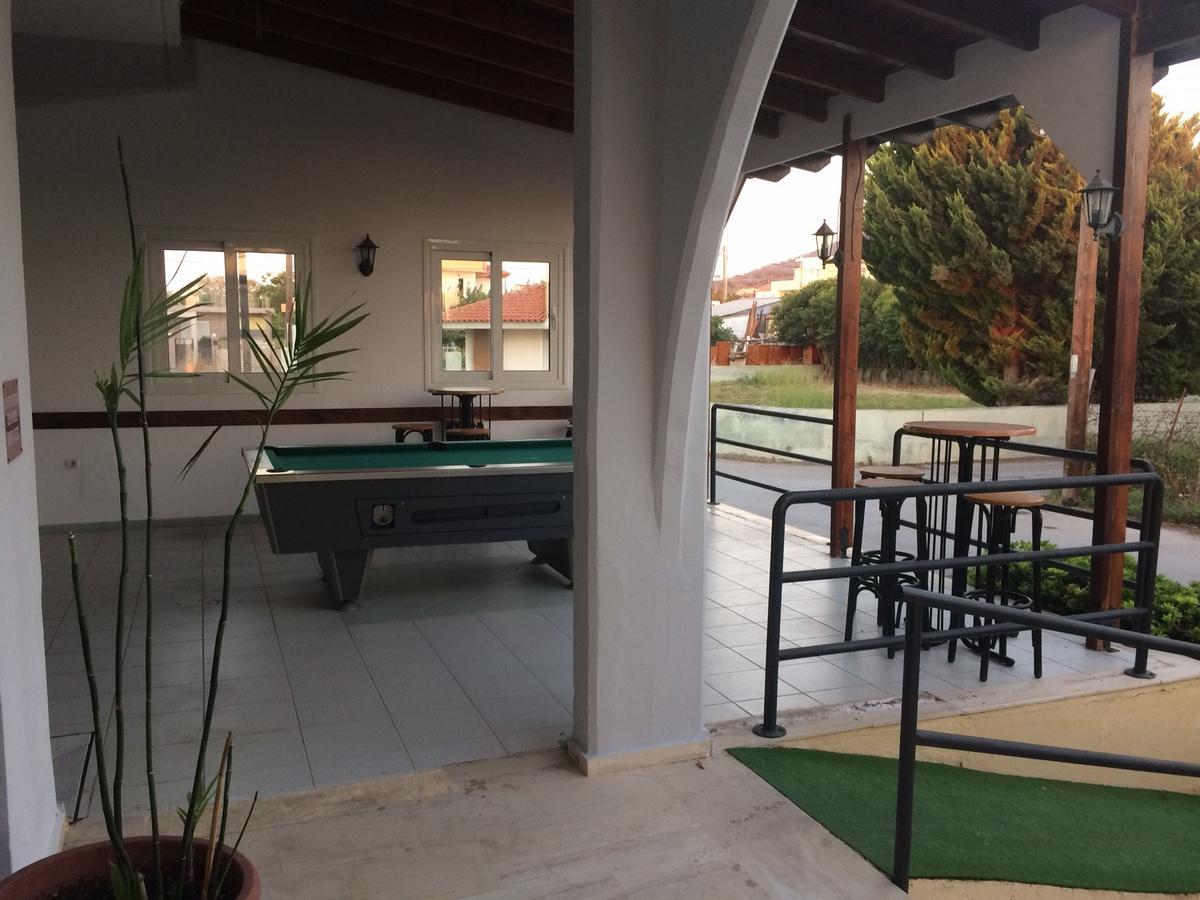 Hotel Margaret Kremasti  Bagian luar foto